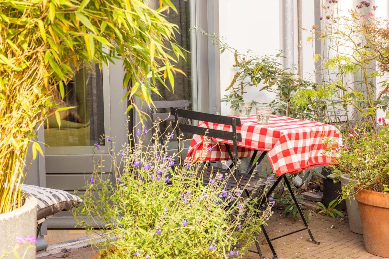 Passage - Spacious Apartement In Quiet Historic Part Of Haarlem Exterior foto